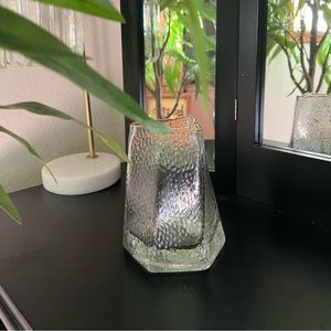 Vintage | gold rimmed abstract triangle vase